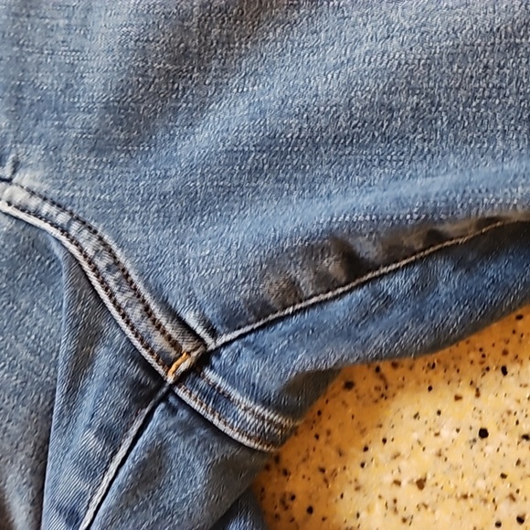 Express Mom Jeans - Picture 6 of 9